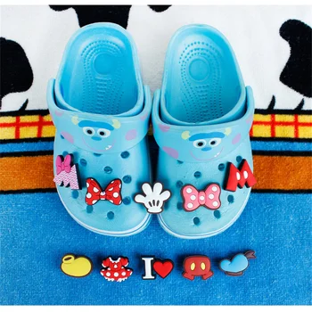 Cartoon Croc Charmes Schoen Accessoires PVC Leuke Disney Mickey En Minnie ' s Meisjes DIY Klompen Sandalen Accessoires